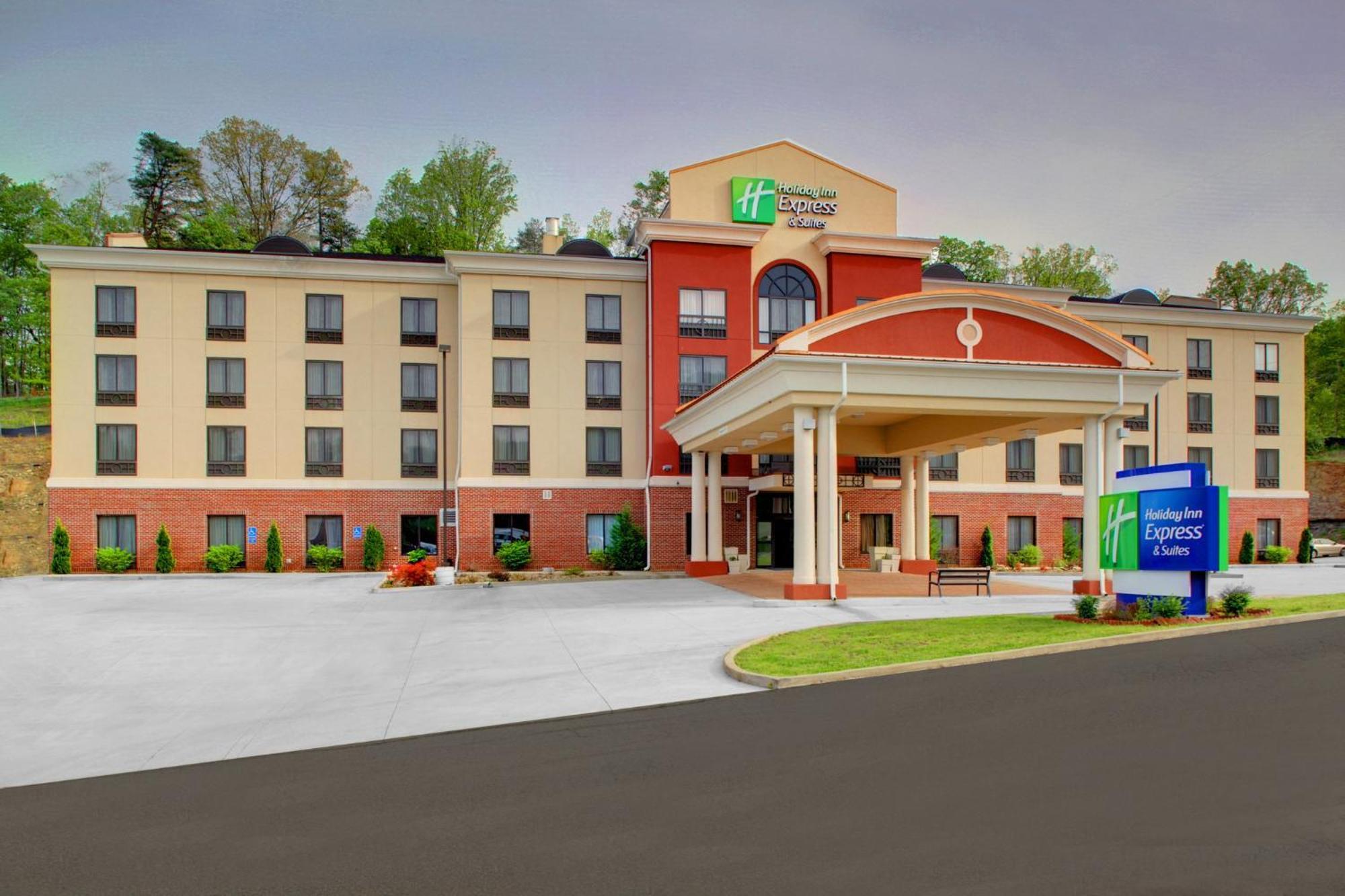 Holiday Inn Express & Suites Cross Lanes By Ihg Exterior photo